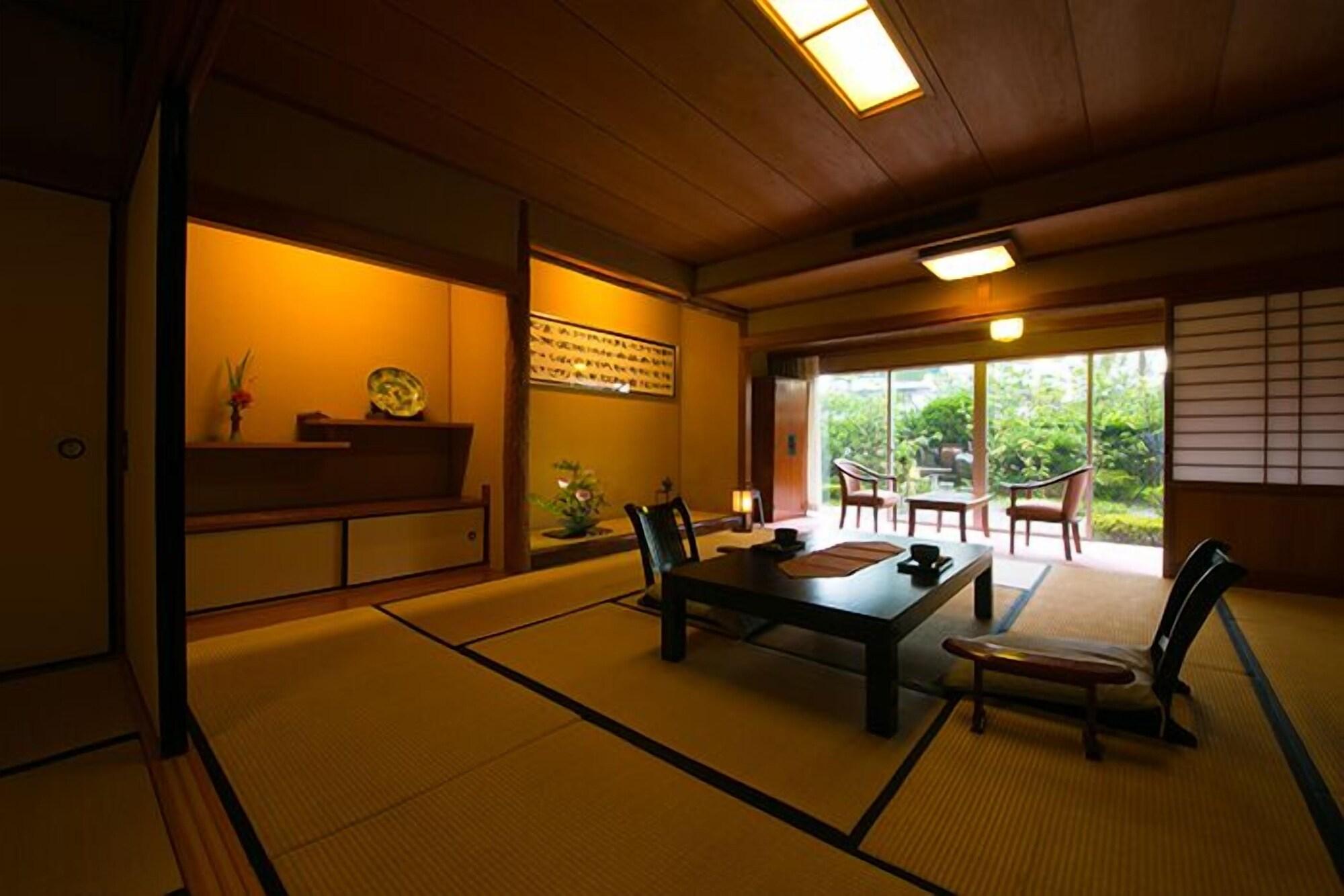 Hotel Ibusuki Syusui-En Esterno foto